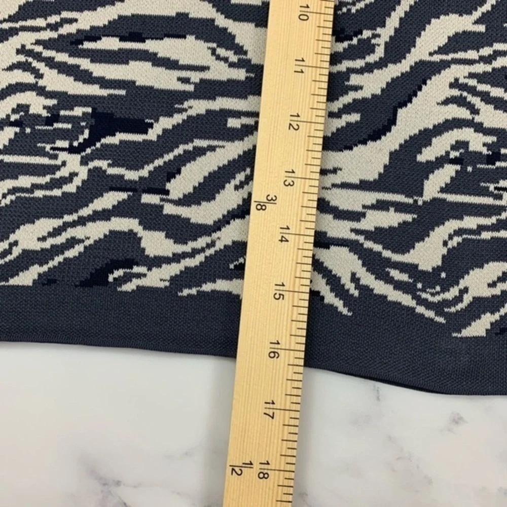 Leith Knit Sweater Zebra Tiger Blue, White, Grey Animal Print Skirt Size XS